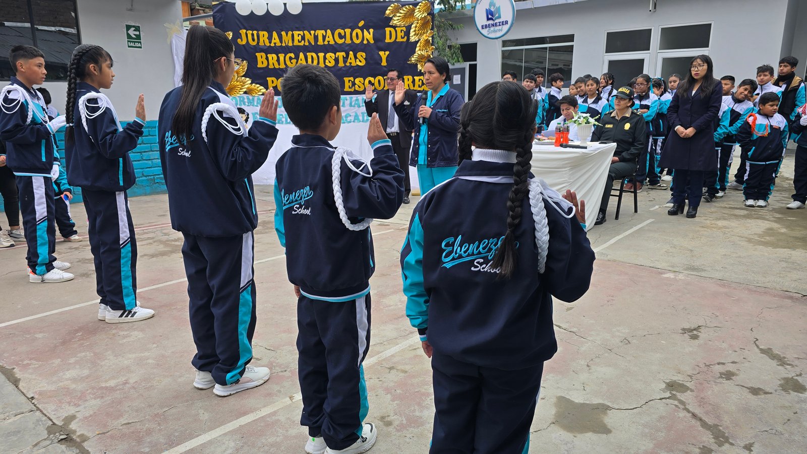 Estudiantes EBENEZER SCHOOL
